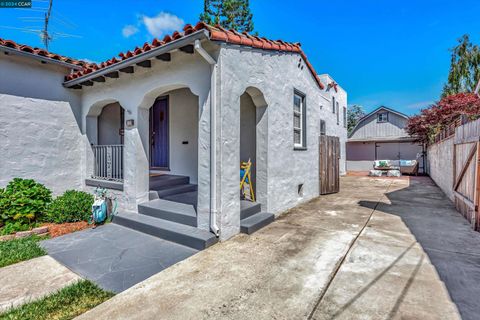 A home in San Leandro