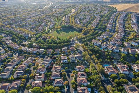 A home in San Ramon