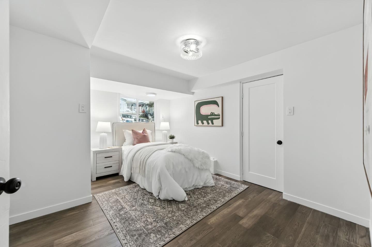 Belmont, California 94002, United States, 5 Bedrooms Bedrooms, ,4 BathroomsBathrooms,Residential,Active,198947