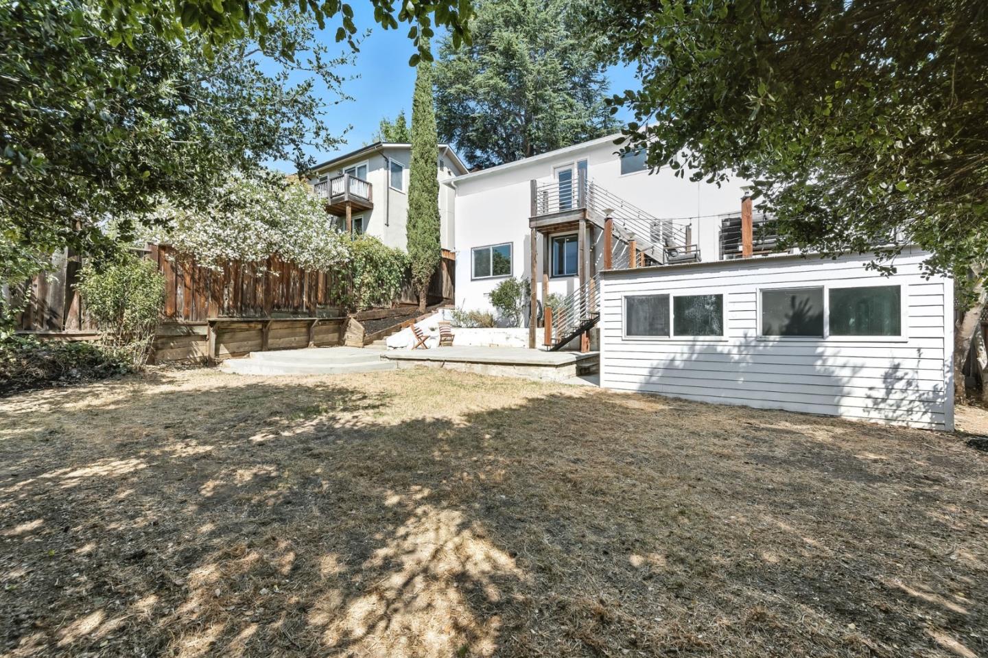 Belmont, California 94002, United States, 5 Bedrooms Bedrooms, ,4 BathroomsBathrooms,Residential,Active,198947