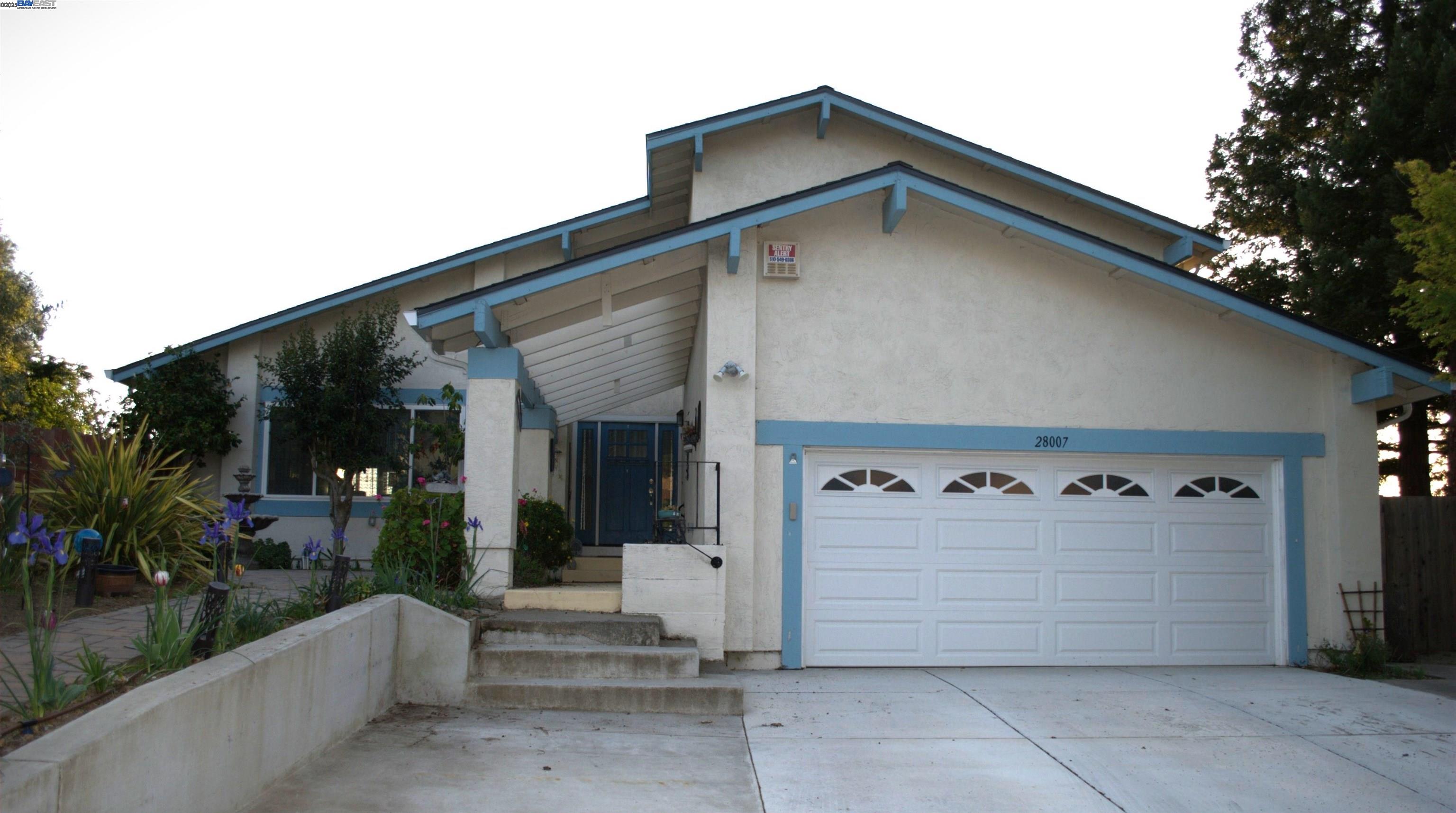28007 Fallbrook Drive