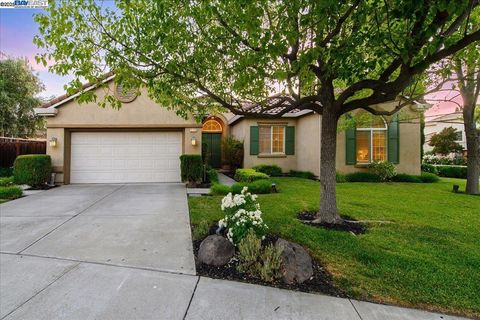 3499 Dennis Dr Pleasanton CA 94588