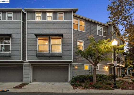 650 ARCADIA DR, HAYWARD, CA 94541 - Image d3cd797fe1d59952bb064e2b7c4b72a1/2513388965