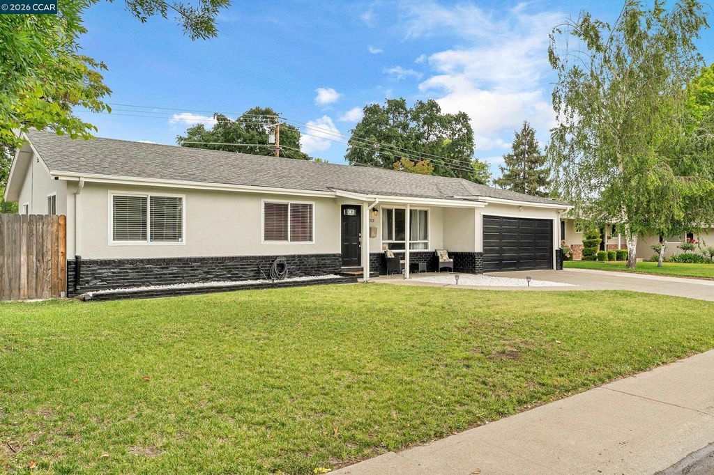 Photo of 2053 Portola Ave, Stockton, CA 95209 (MLS # 41132723)
