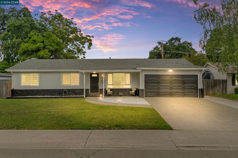 Photo of 2053 Portola Ave, Stockton, CA 95209 (MLS # 41132723)
