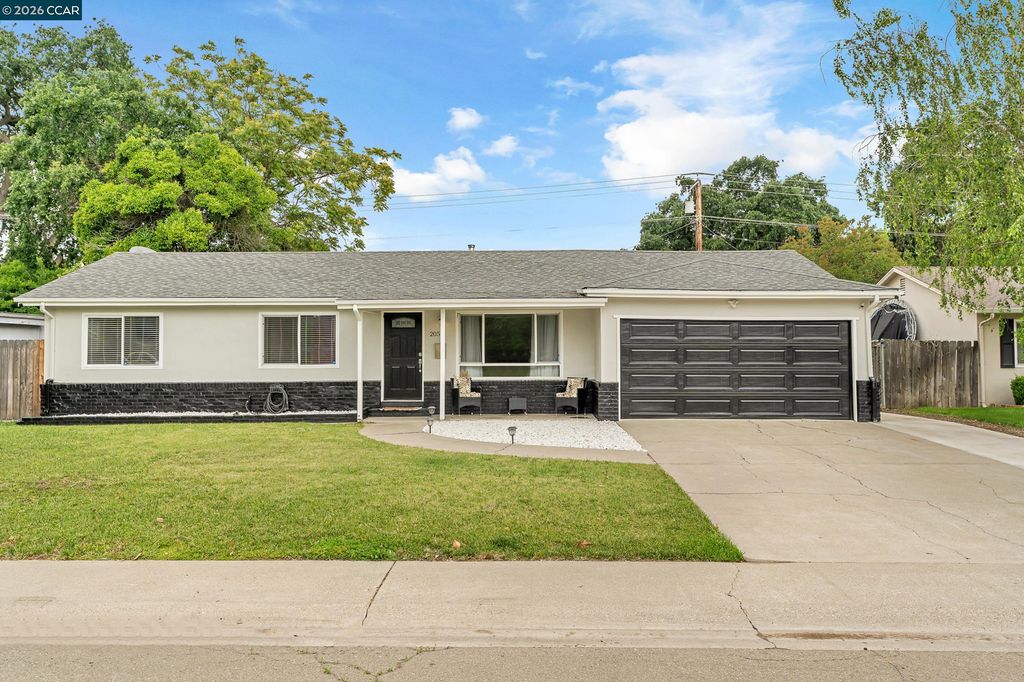 Photo of 2053 Portola Ave, Stockton, CA 95209 (MLS # 41132723)