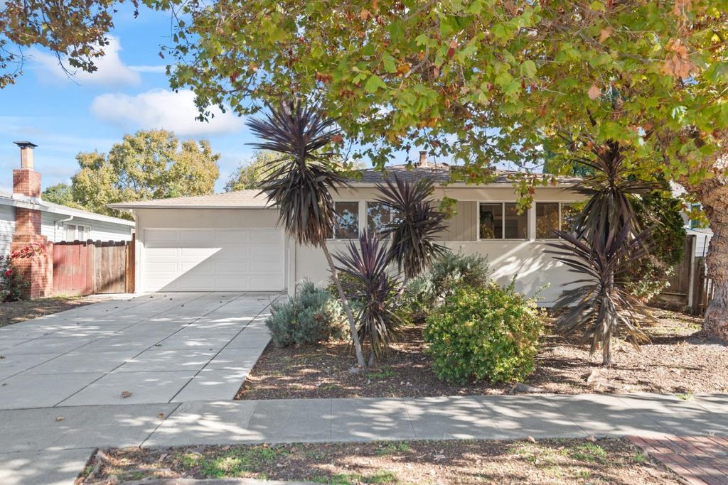 Photo of 758 Georgia Avenue, Sunnyvale, CA 94085 (MLS # ML82026165)