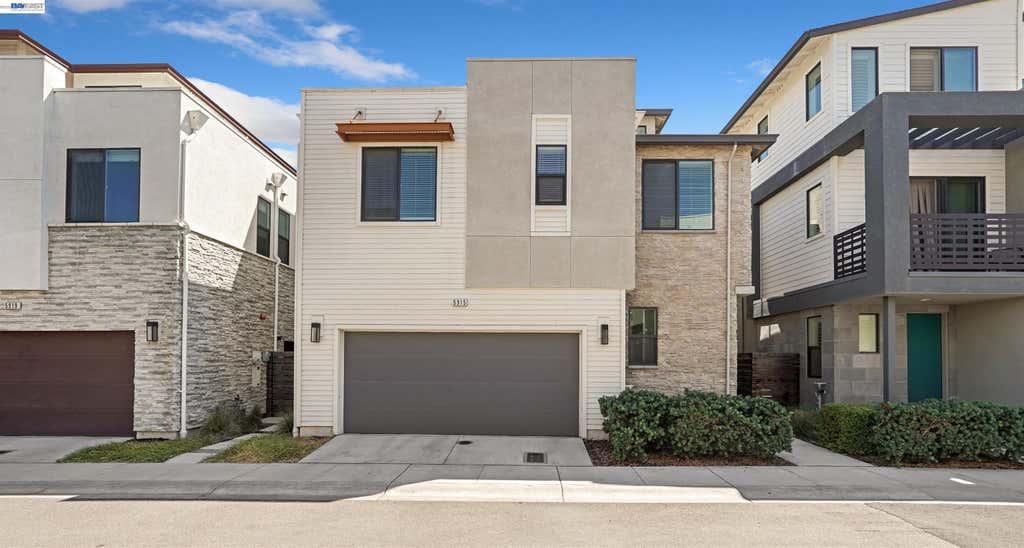 Photo of 5915 Abbott St, Dublin, CA 94568 (MLS # 41145054)