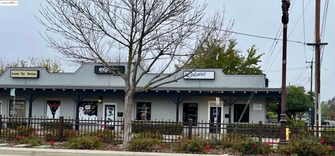 Photo of 857 SECOND ST UNIT C, Brentwood, CA 94513 (MLS # 41119512)