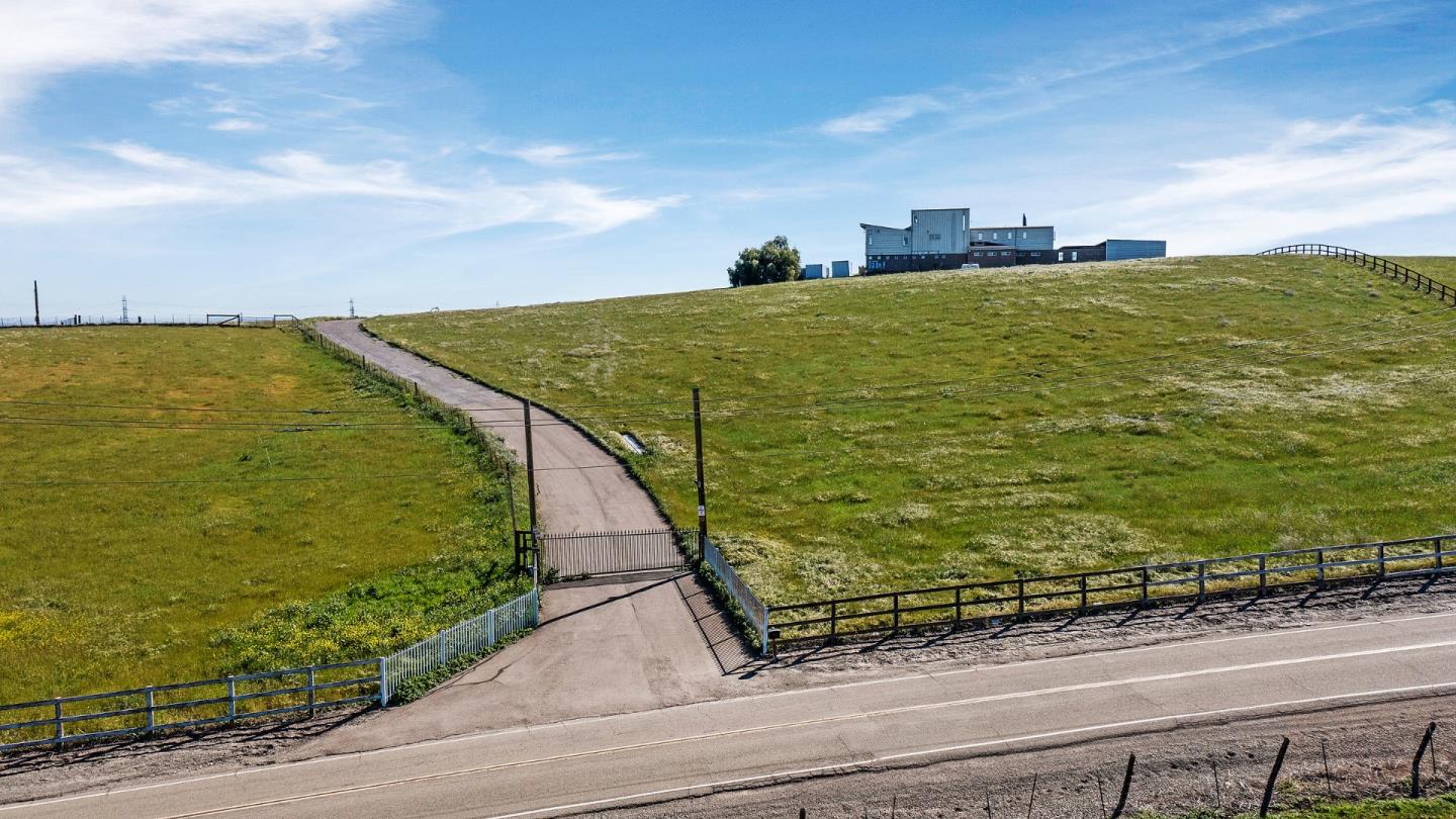 17011 N Midway Road