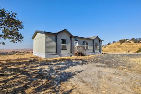 A home in La Grange