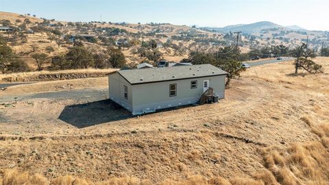 A home in La Grange