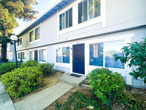 A home in Union City