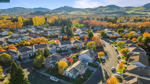 Photo of 5109 Napa Shore Dr, Fairfield, CA 94534 (MLS # 41118705)