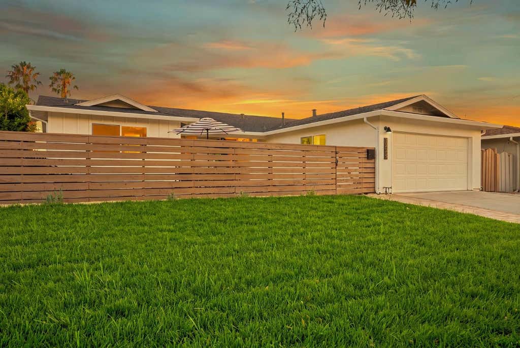Photo of 1485 Sierra Creek Way, San Jose, CA 95132 (MLS # ML82057680)