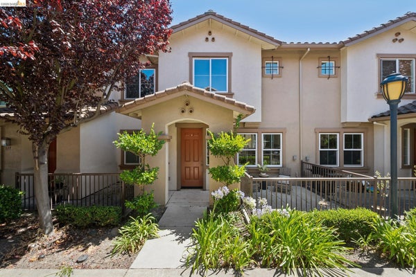 115 CARMEL ST, SAN PABLO, CA 94806 - Image d81d8af8e6a902bbae83d2ba0f38dcd9/467084841