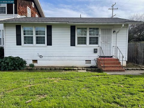 Photo of 25 Baldwin St, Vallejo, CA 94590 (MLS # 41122717)