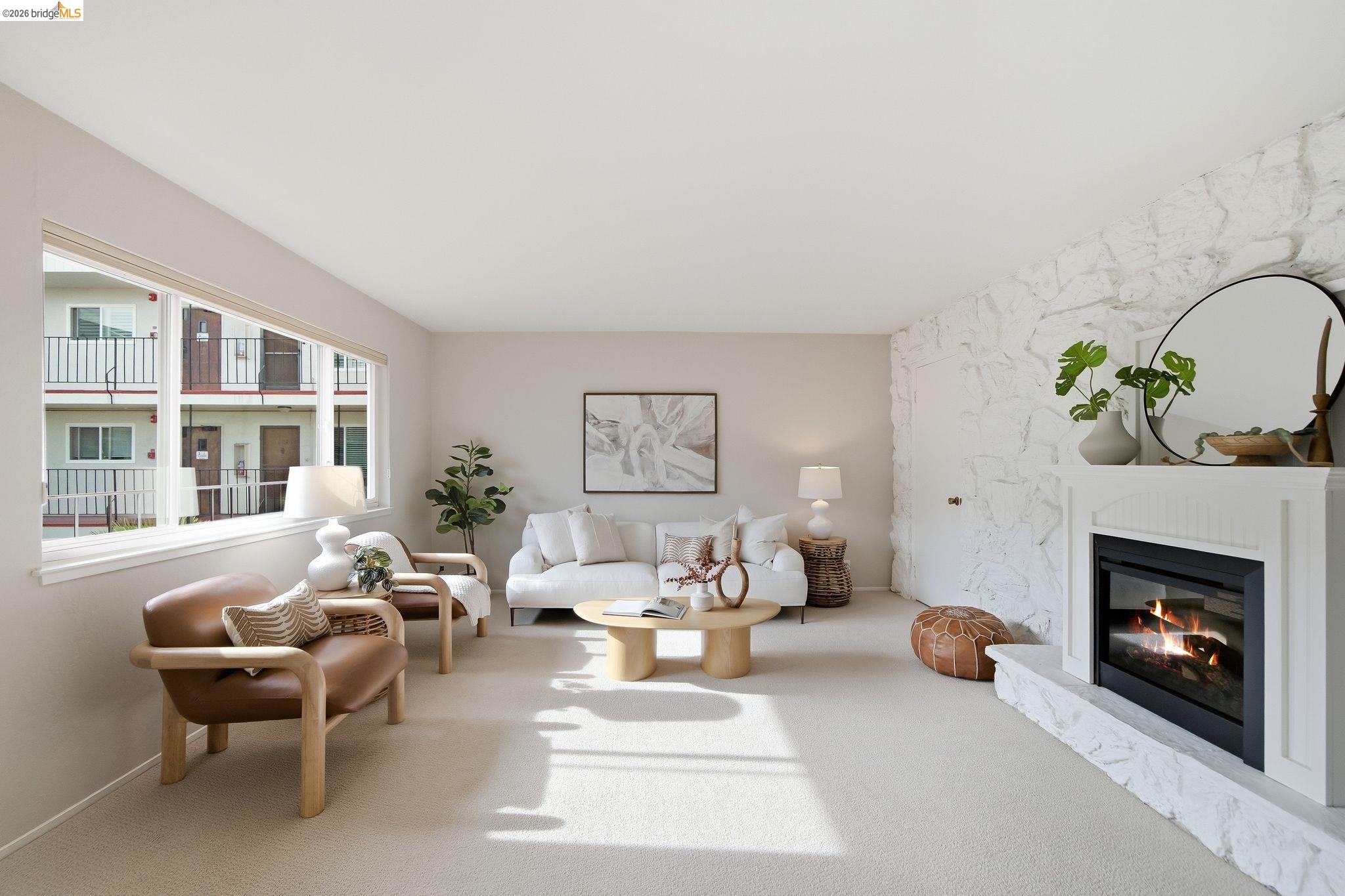 2133 Santa Clara Ave