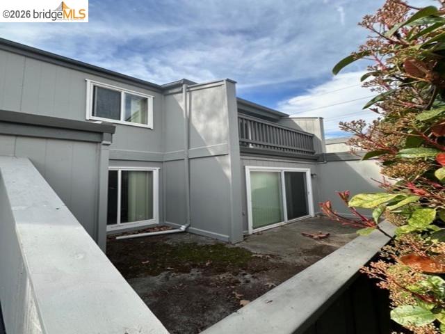 Photo 1 of 27 — 1175 Kenwal Rd Unit B, Concord, CA 94521
