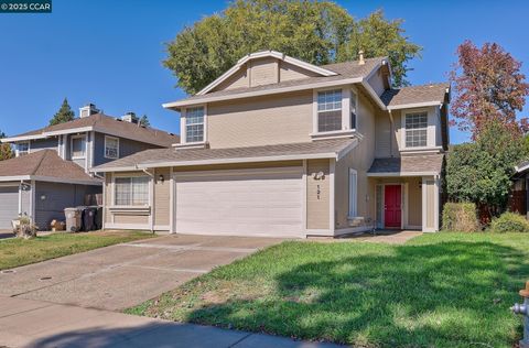 Photo of 121 Copper Leaf Way, Sacramento, CA 95838 (MLS # 41116223) Photo of 121 Copper Leaf Way, Sacramento, CA 95838 (MLS # 41116223)