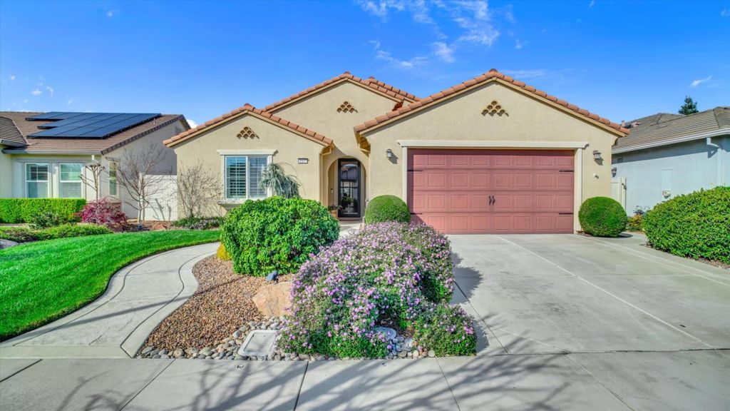 Photo of 1467 Chestnut Hill Drive, Manteca, CA 95336 (MLS # ML82041070)