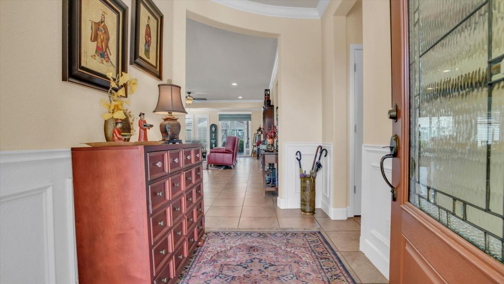 Photo of 1467 Chestnut Hill Drive, Manteca, CA 95336 (MLS # ML82041070)