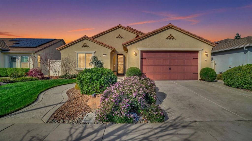 Photo of 1467 Chestnut Hill Drive, Manteca, CA 95336 (MLS # ML82041070)