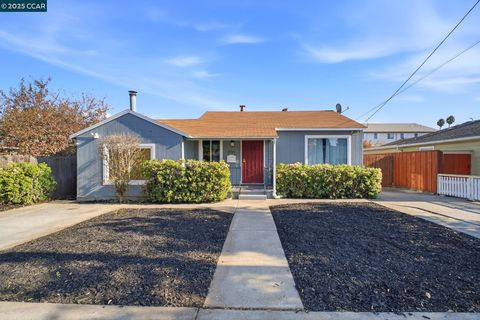 Photo of 19736 Royal Ave, Hayward, CA 94541 (MLS # 41118844)