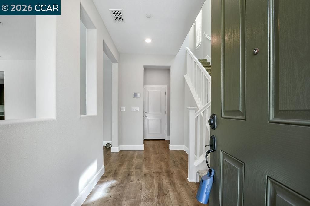 Photo of 232 Caterina Way, Hayward, CA 94545 (MLS # 41129205)