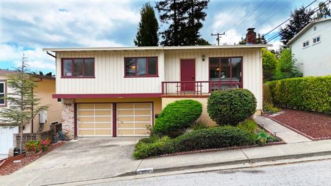 Photo of 2641 Ridgeway Avenue, San Bruno, CA 94066 (MLS # ML82024382)