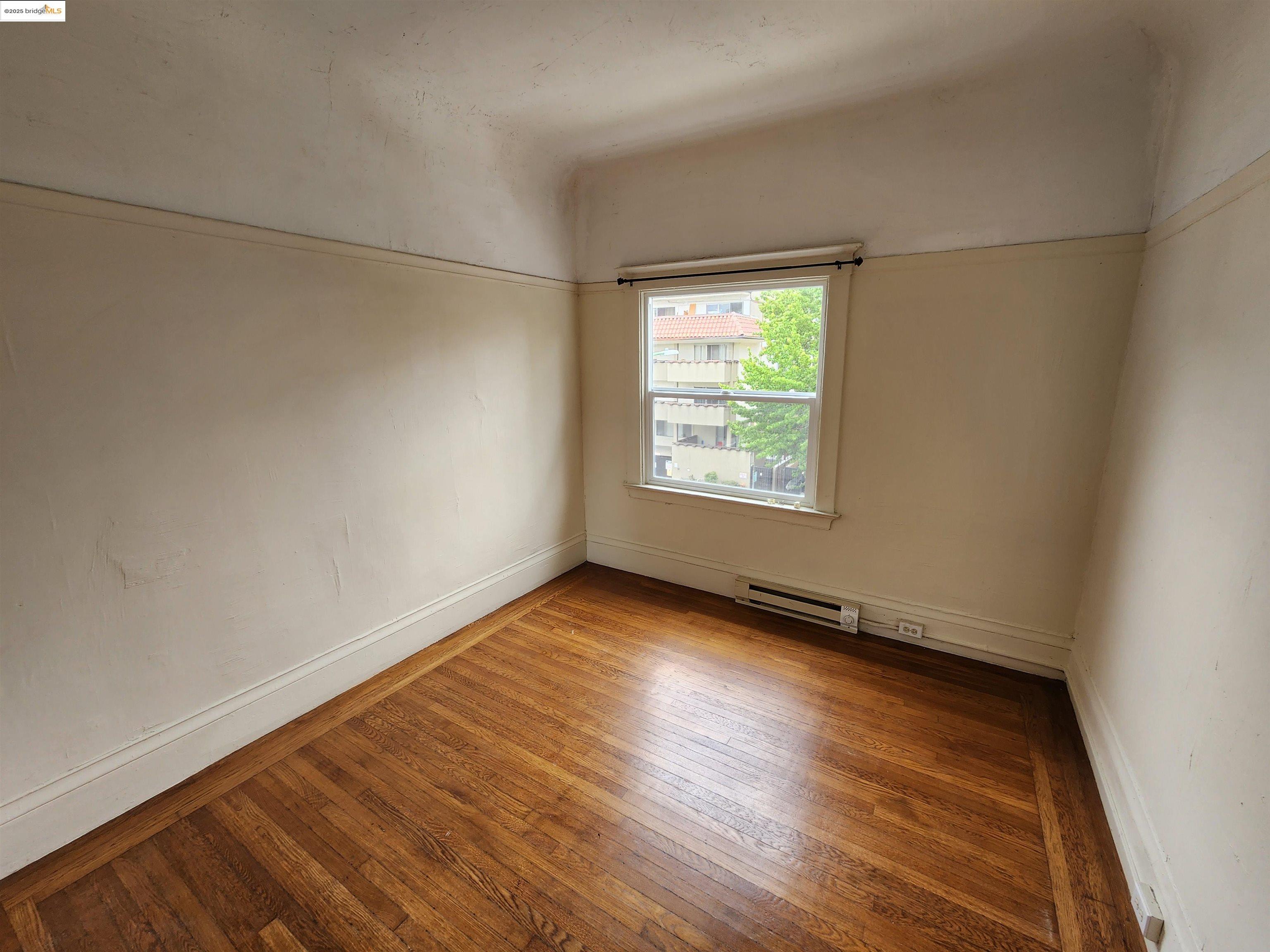 1546 Alice Street