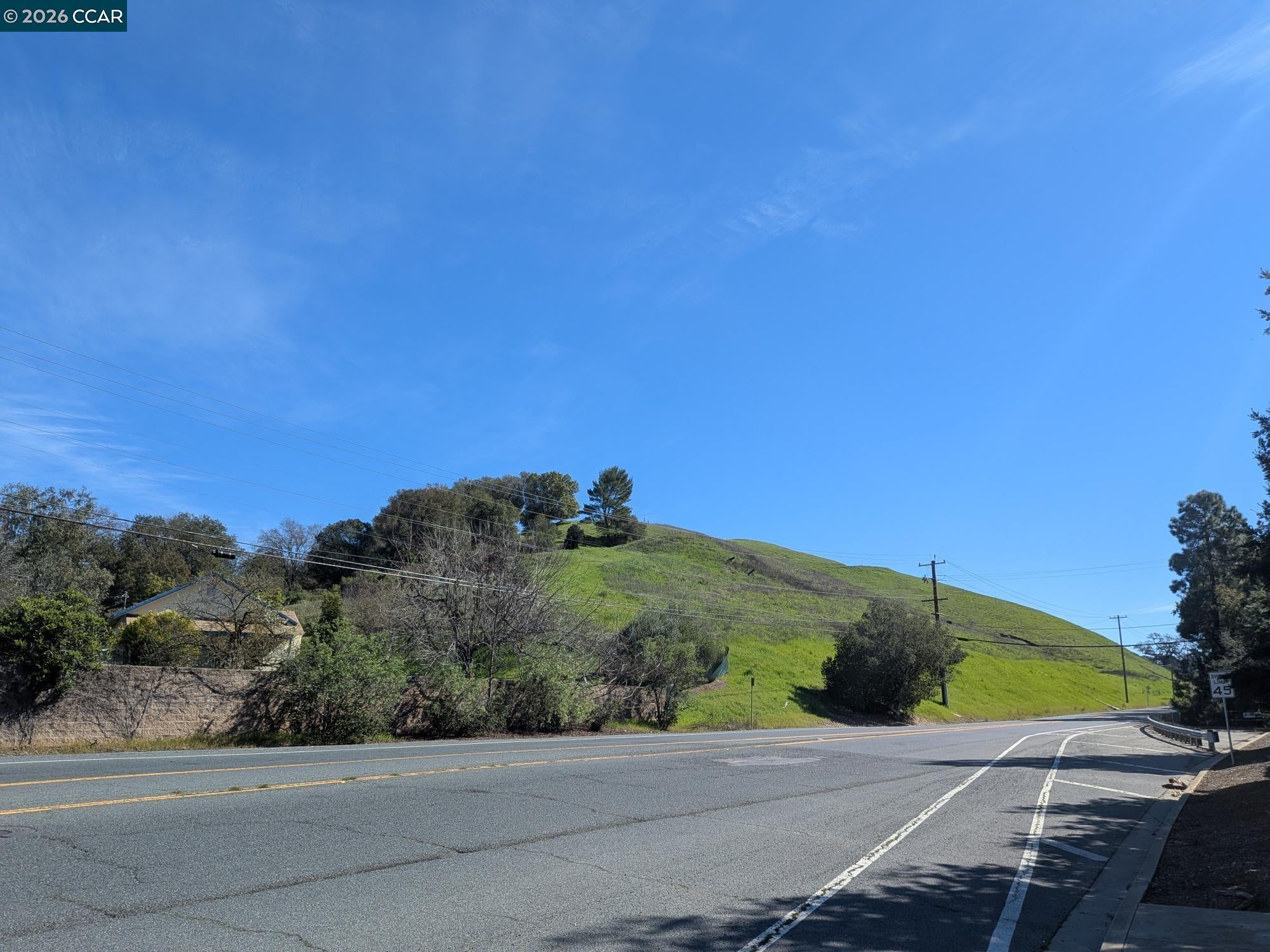 Vine Hill Way