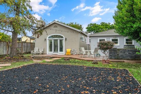 A home in San Leandro