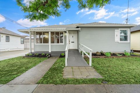 A home in San Leandro