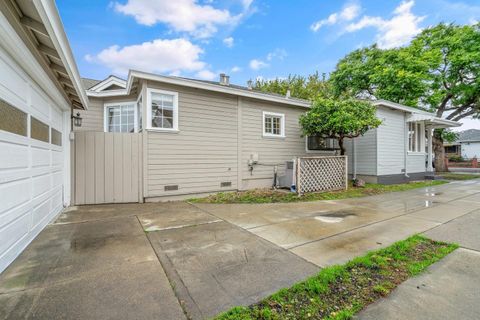 A home in San Leandro