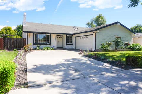 Photo of 3370 Alder Ave, Fremont, CA 94536 (MLS # 41139630)
