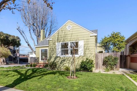 A home in Burlingame