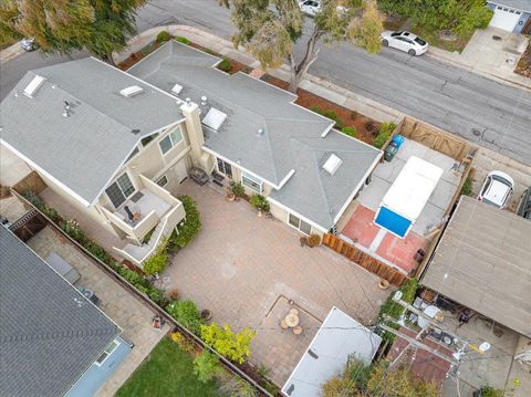 A home in San Mateo