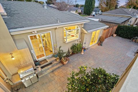 A home in San Mateo