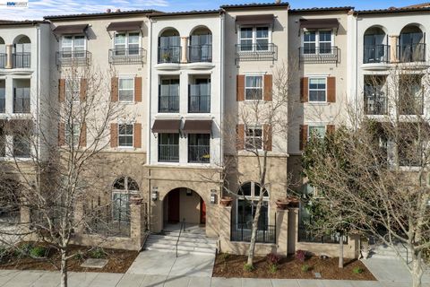 Photo of 3465 Dublin Blvd #128, Dublin, CA 94568 (MLS # 41125822)