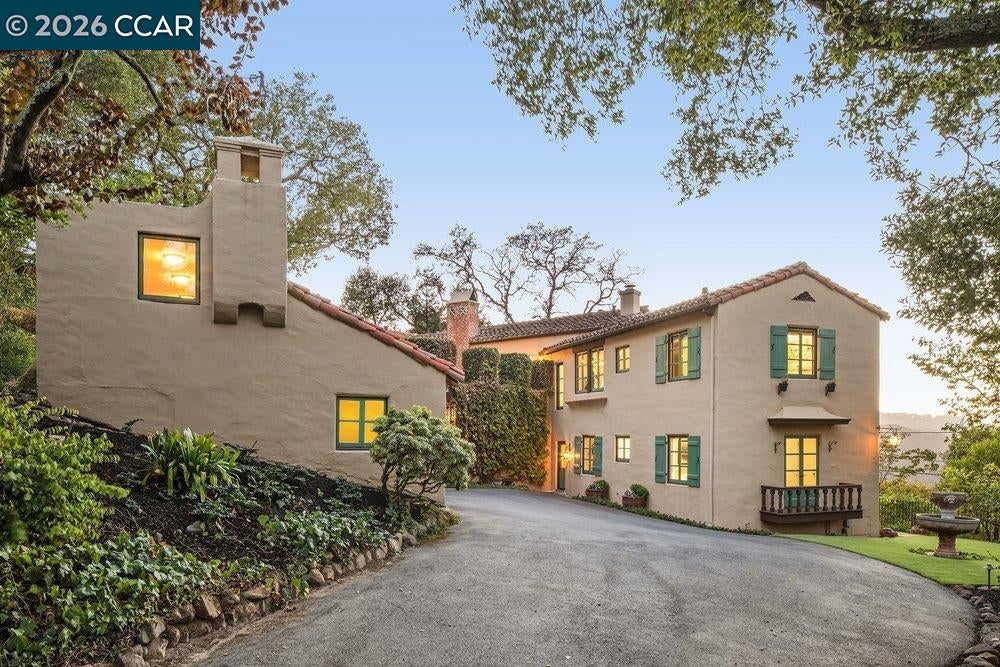 63 La Cuesta Rd