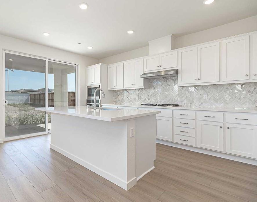 3133 Benetti Street