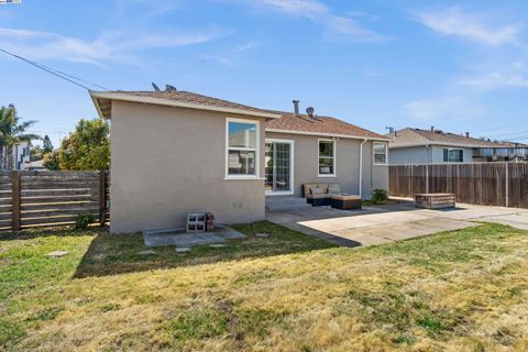 A home in San Leandro