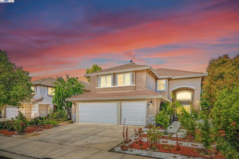 1431 Hepburn St Tracy CA 95376