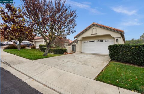 Photo of 2063 Bluerock Ct, Concord, CA 94521 (MLS # 41118873)