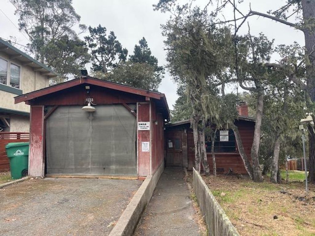 Photo of Pacific Grove, CA 93950 (MLS # ML82040999)