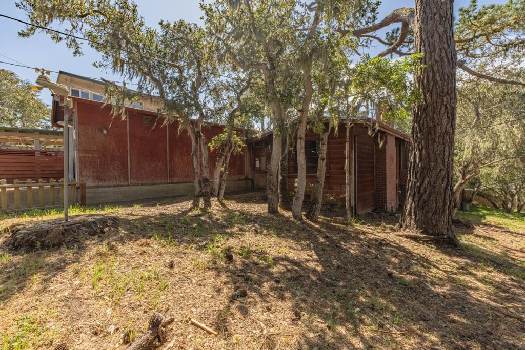 Photo of Pacific Grove, CA 93950 (MLS # ML82040999)