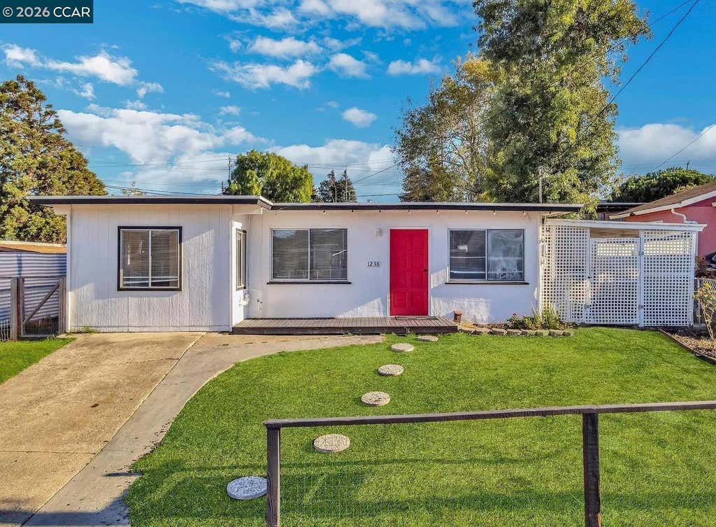Photo of 1238 Frances Rd, San Pablo, CA 94806 (MLS # 41145838)