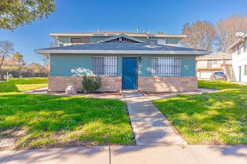 Photo of 4459 La Cresta Way #4, Stockton, CA 95207 (MLS # 41120667)