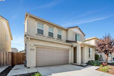 A home in Lathrop